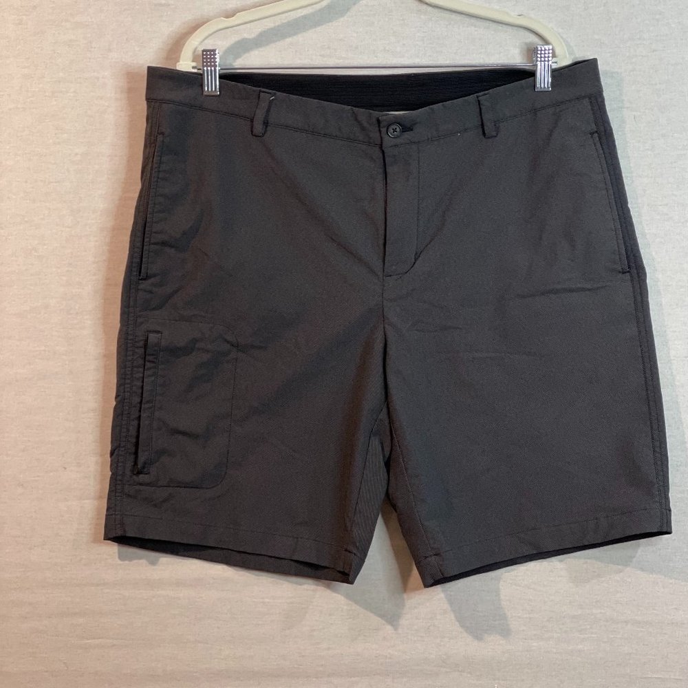 Greg Norman Shark Size 38 Charcoal Stretch Mens Flat Front Golf Shorts